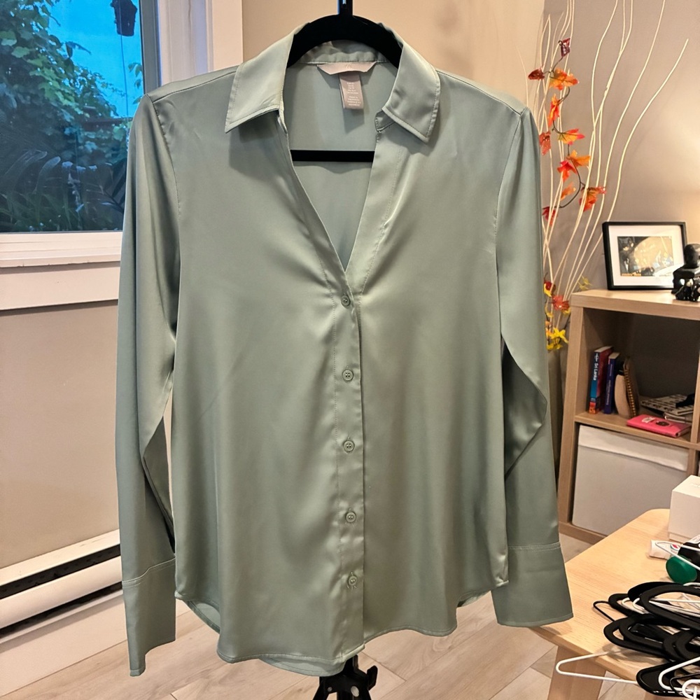 NWOT H&M Soft Light Green Shirt